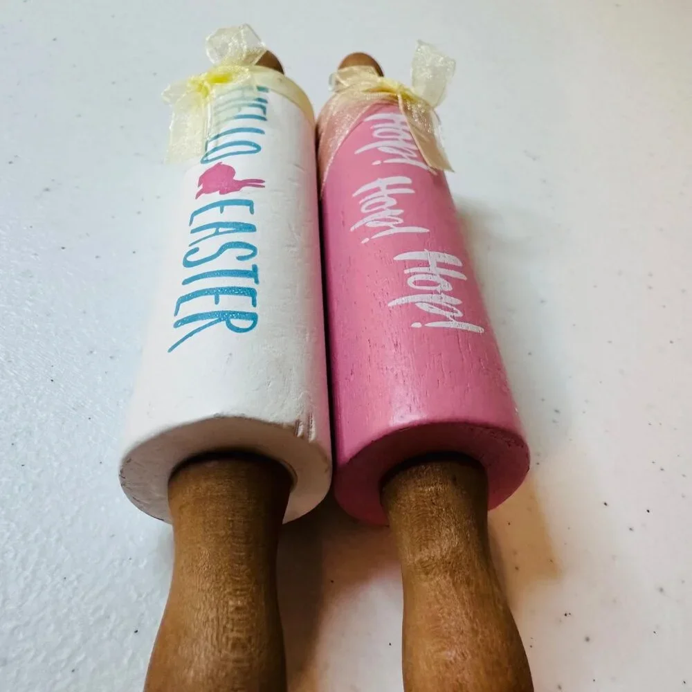 Set of 2 Easter mini rolling pins decoration Hop! Hop! Hop! and Hello Easter